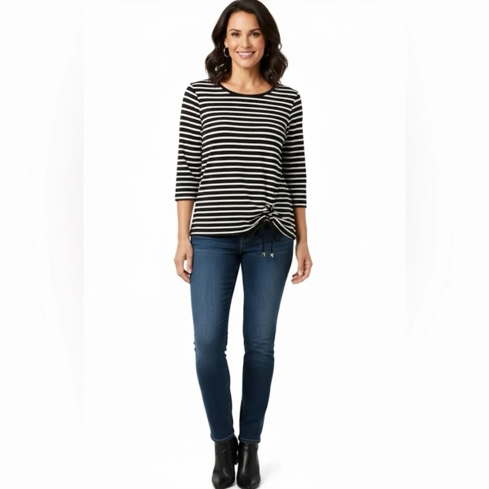 Michael Kors vintage Black and White Striped 3/4 sleeve blouse Medium